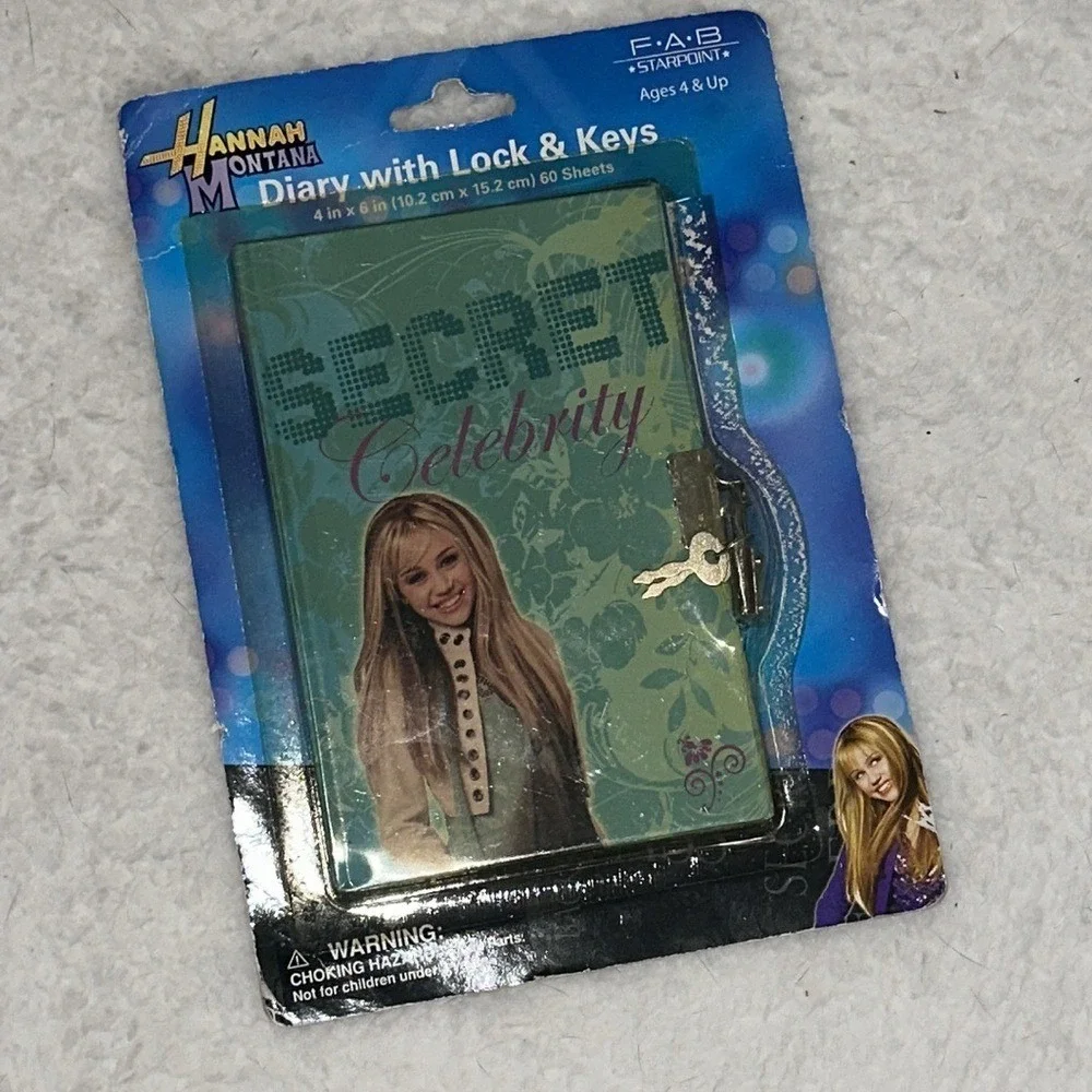 Disney Hannah Montana Diary with Lock and Keys Secret Celebrity Journal 60 Sheet